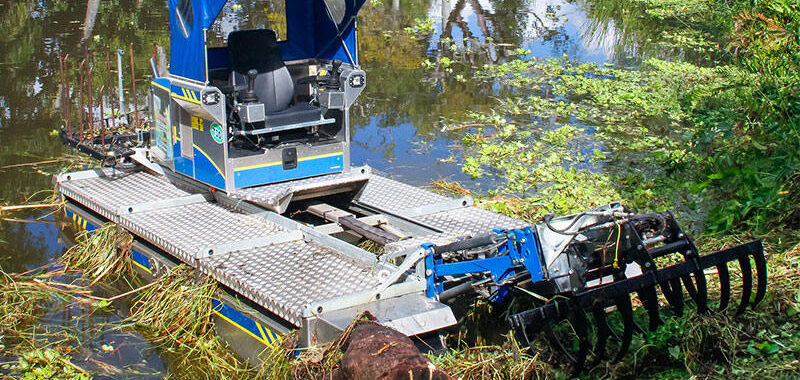 Truxor Harvester USA: Revolutionizing Aquatic Weed Management with Amphibious Technology